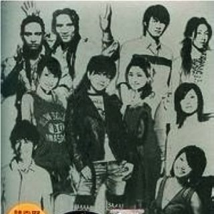 惩罚自己扒开🍑打屁股
